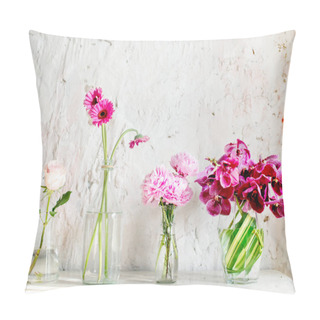 Personality  A Row Of Vases With Pink Flowers Pillow Covers