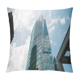 Personality  Modern Skyscrapers Pillow Covers