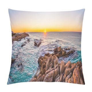 Personality  Sunrise At Friendly Beaches In Freycinet NP, Tasmania Pillow Covers