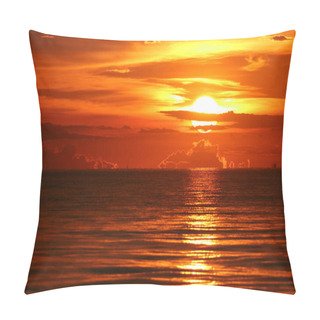 Personality  Sun Dawn Back On Morning Sky Silhouette Colorful Cloud Pillow Covers
