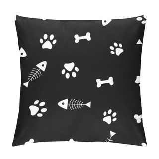 Personality  Seamless Pattern Of Animals Paws, Bones And Fish Skeleton. Vector Illustration On A Black Background. Pillow Covers