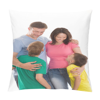 Personality  Parents With Their Two Children Pillow Covers