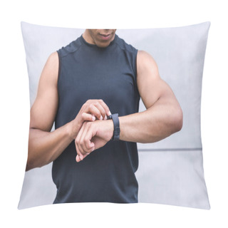 Personality  African American Sportsman Using Smartwatch      Pillow Covers
