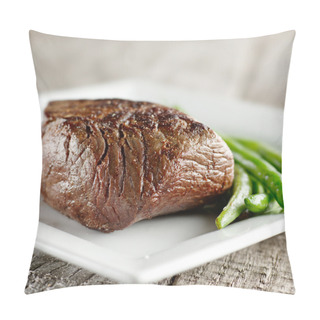 Personality  Sirloin Steak With Green Beans Pillow Covers