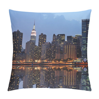 Personality  Midtown Manhattan Skyline Pillow Covers