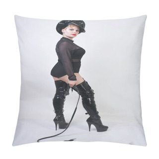 Personality  Beautiful Curvy Strict Mistress With Red Lips In Black Sexy Bodysuit And Patent Leather Fetish Overknee Boots Holding A Long Leather Whip On A White Background In The Studio Pillow Covers