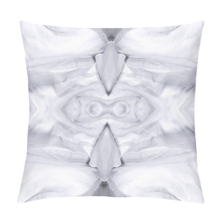 Personality  Seamless Kaleidoscope. The Fabric Is Silky White And Gray. An Ultra-modern Print And A Delicate, Airy Quality Combine In This Chiffon With An Abstract Silk Print. Pillow Covers