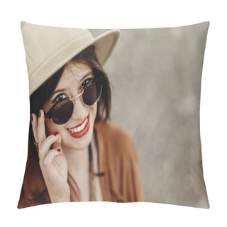 Personality  Girl In Sunglasses And Boho Hat Pillow Covers
