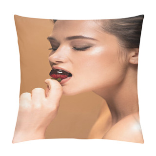 Personality  Beautiful Naked Woman With Closed Eyes Eating Strawberry In Melted Chocolate Isolated On Beige Pillow Covers