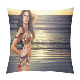 Personality  Sexy Brunette In Retro Swimsuit  On Sunset Sea Pillow Covers