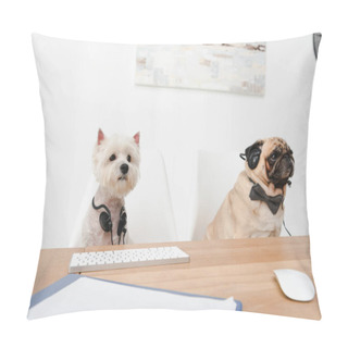 Personality  Business Dogs With Headsets Pillow Covers