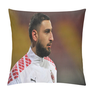 Personality  Gianluigi Donnarumma Player Of AC Milan, During The Match Of The Italian Football League Serie A Between Benevento Vs Milan Final Result 0-2, Match Played At The Ciro Vigorito Stadium In Bevento. Italy, January 03, 2021. Pillow Covers