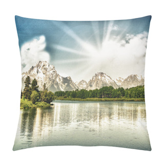 Personality  Beautiful Lake And Mountains Of Grand Teton National Park Pillow Covers