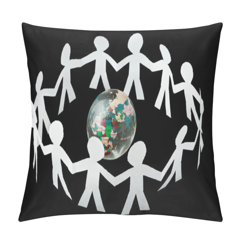 Personality  Paper little cutouts sing and dance in ring around small pillow covers