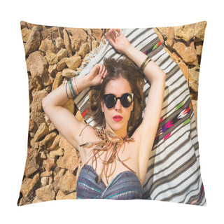 Personality  Beautiful Girl On A Stony Beach Pillow Covers