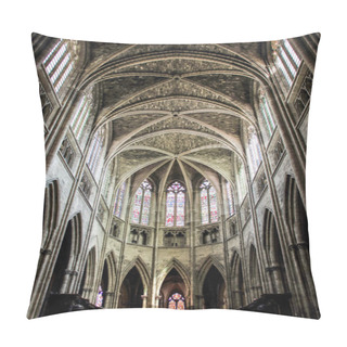 Personality  Saint Andrew Cathedral At Bordeaux Pillow Covers