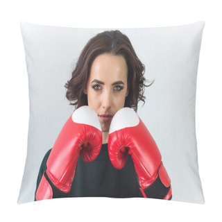 Personality  Serious Pretty Brunette Woman With Red Boxing Gloves Looking At The Camera Pillow Covers