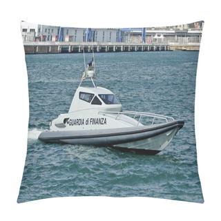 Personality  Patrol Boat Of The Financial Police Pillow Covers