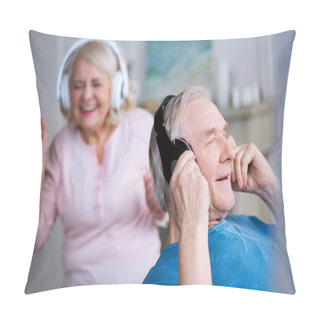 Personality  Senior Couple In Headphones Pillow Covers
