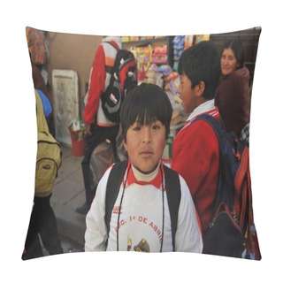 Personality  Unidentified Children On Street Of Potosi Pillow Covers