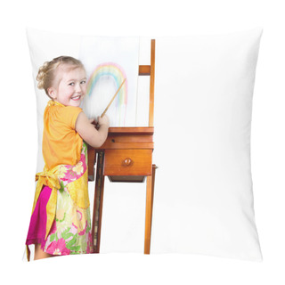 Personality  Little Girl Painting A Rainbow Pillow Covers