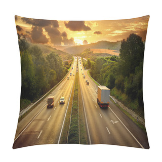Personality  Highway Traffic In Sunset Pillow Covers