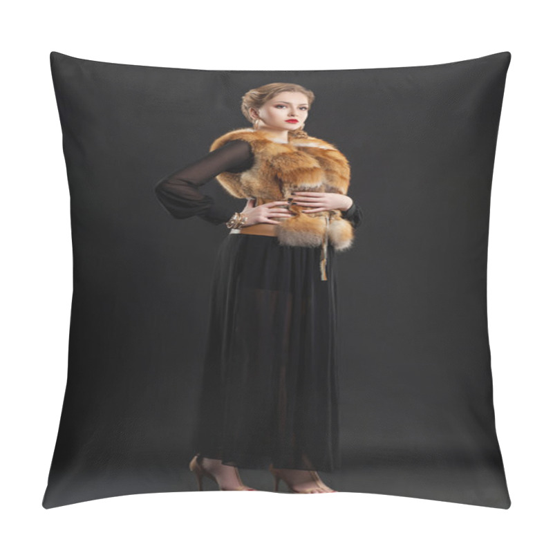 Personality  Fashion Model in Fur Collar and Black Dress Posing in Studio pillow covers