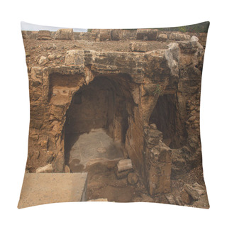 Personality  Ruined Saranta Kolones Castle In Ancient Archaeological Park Pillow Covers