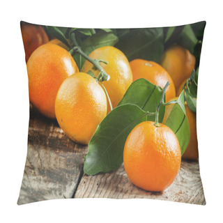 Personality  Tangerines With Leaves On The Old Wooden Background  Pillow Covers