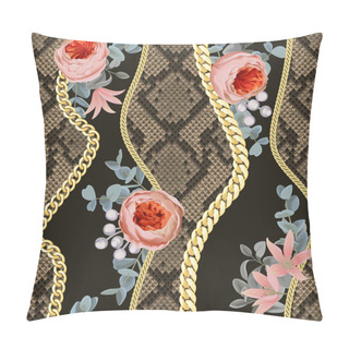 Personality  Golden Chains Stripe Seamless Pattern With Flowers And Snake Print. Pillow Covers
