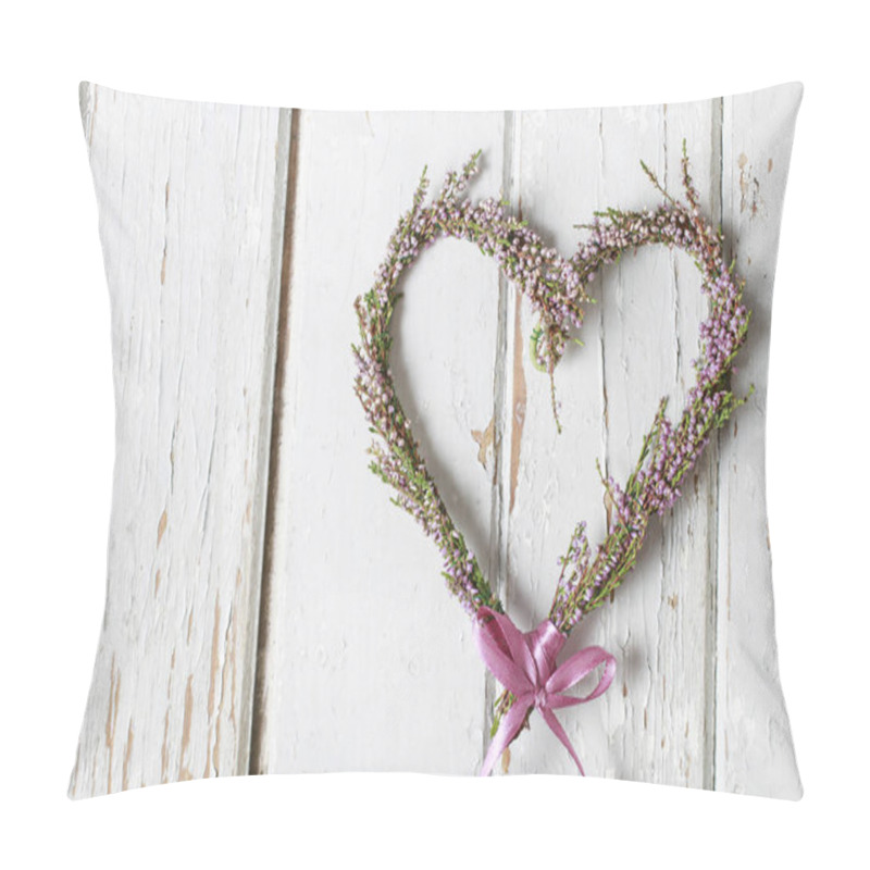 Personality  Heather (erica) door wreath in heart shape on wooden background pillow covers