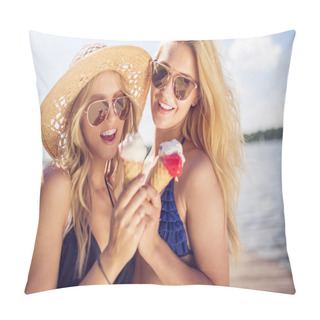 Personality  Happy Girly Holiday Pillow Covers