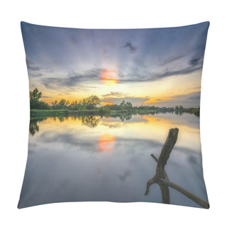 Personality  Sunset Along The River As The Sun Down Horizo Pillow Covers