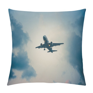 Personality  Passenger Plane In The Sky Pillow Covers