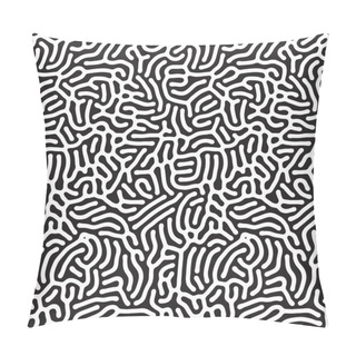 Personality  Vector Seamless Black And White Organic Rounded Line Maze Coral Pattern Pillow Covers
