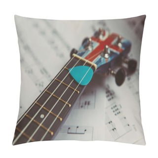 Personality  Ukulele And Music Notes Sheet Pillow Covers