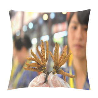 Personality  A Chinese Clerk Shows Parasitic Fungus, Cordyceps Sinensis, From Tibet At A Store In Yiwu City, East Chinas Zhejiang Province, 30 July 2013 Pillow Covers