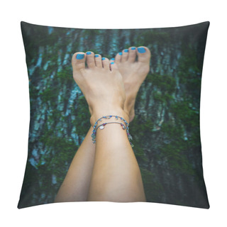 Personality  Barefoot Fashion Pillow Covers