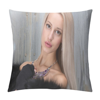 Personality Blond Woman Portrait Pillow Covers