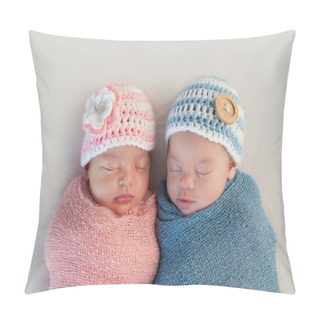 Personality  Fraternal Twin Baby Brother And Sister Pillow Covers