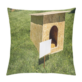 Personality  Empty Dog House Outdoors Over Green Grass Pillow Covers