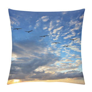 Personality  Migratory Birds Pillow Covers