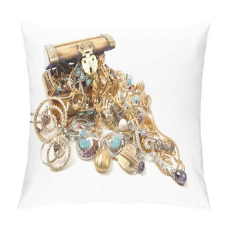 Personality  Treasure Chest With Jewelry Pillow Covers