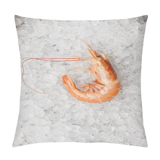 Personality  Top View Of Cooked Prawn On Crushed Ice Pillow Covers