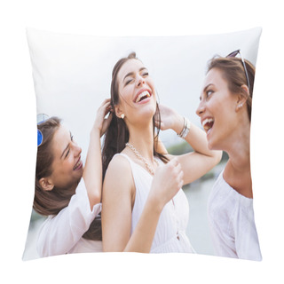 Personality  Cheerful Women Having Fun Pillow Covers