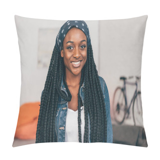 Personality  Portrait Of Young Smiling African American Woman  Pillow Covers