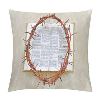 Personality  Crown Of Thorns On The Bible Pillow Covers