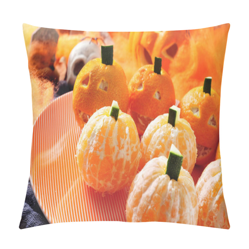 Personality  mandarines ornamented as Halloween pumpkins pillow covers