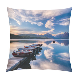 Personality  Apgar Village Lake McDonald Sunset Pillow Covers