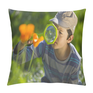 Personality  Child Observing Nature With A Magnifying Glass Pillow Covers
